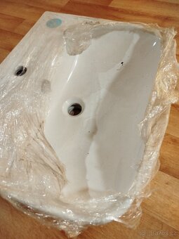 Umyvadlo na desku - 4