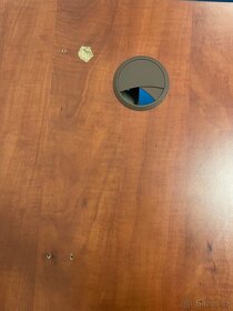 Kancelářský stůl na míru - 4