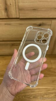 iPhone 16 Pro Max 256GB černý titan + nový obal MagSafe - 4