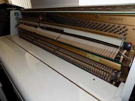 Bílé piano, pianino, klavír - 4