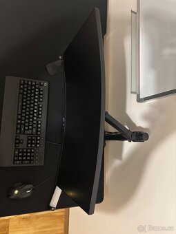 Klávesnice Logitech G213 - CZ/SK - 4