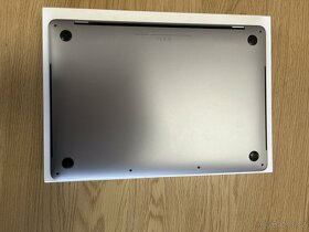 MacBook 13 Pro TouchBar 2018 - 4