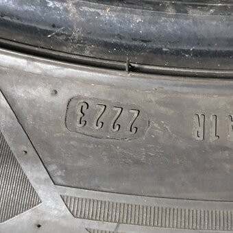 Letní pneu 295/40 R21 111Y Goodyear 5mm - 4