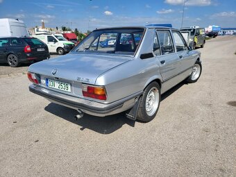 BMW e12, 518i,rok 1975,najeto 180tis km. - 4