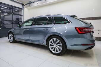 Škoda Superb 2019 2.0TSI 200kW Canton, tažné, kůže - 4