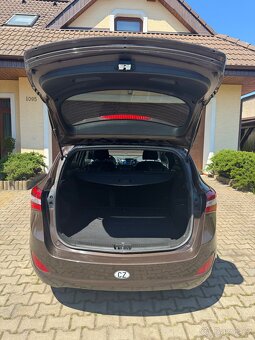 Hyundai I 30 1,6 16V CRDi combi - 4