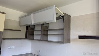 Kuchyň včetně spotřebičů - 4