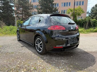 Seat Leon 1.4 MPI vzhled Cupra, klima - 4