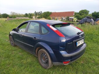 Ford focus 1.6i - 4
