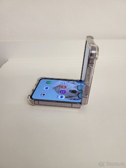 Galaxy Z Flip 4 8/128GB Fialový - 4