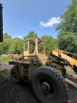 Kolový nakladač Hon UN 053.2 – 4x4, dobrý stav - 4