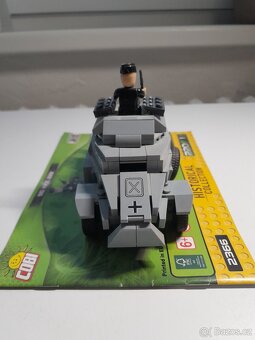 Lego Cobi 2366 německé obrněné vozidlo SdKfz. 222 - 4