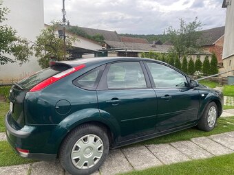 Ford Focus 1.6 benzín - 4