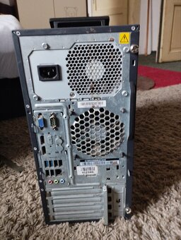 Prodam stolní počítač ThinkCenter Lenovo - 4