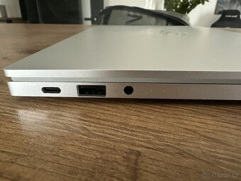 Razer Book 13 IPS - defekt podsviceni - 4