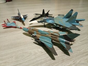 Plastikové modely letadel - 4
