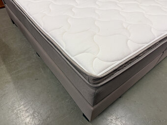 Zánovní boxspring dvoupostel značková - 4