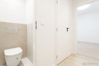 2+1  44 m2, Pod Rapidem, Praha 10 - Vinohrady - 4