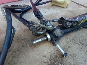 ND. na Peugeot 405 - 1,8B najeto 122t.km - 4