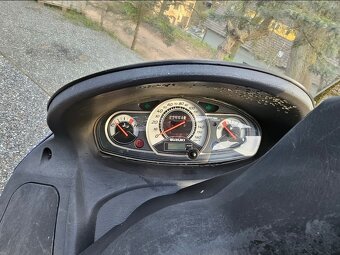 Suzuki Burgman 200 facelift 2007 po servisu - 4