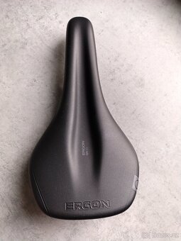 NOVÉ sedlo Ergon SR10 Sport - 4