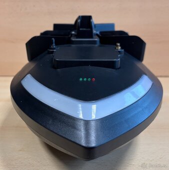 Tříkomorová loďka s GPS s baterií 12000mAh včetně obalu - 4