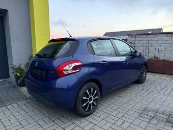 Peugeot 208 1.2VTi 60Kw 1. majitel - 4