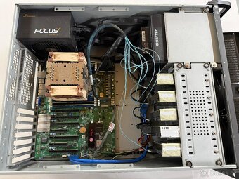 Výkonný Server – AMD EPYC 7313P, 128 GB ECC RAM, 5× 10TB - 4