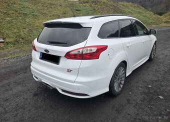 Ford Focus ST 2.0L 184kw, 88000km - 4