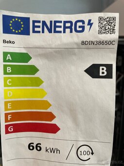 Nepoužitá myčka Beko BDIN38650C - 4