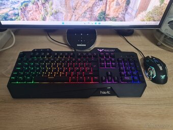 Herní PC Intel i5-8600K / GTX 1070 8GB / 16GB RAM - 4