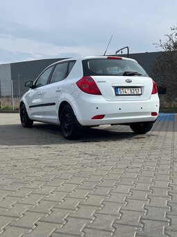 Kia Ceed 1.6 - 4