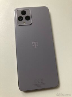 Prodám mobilní telefon T Phone 5G - 4