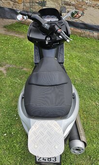 Krásný skútr KYMCO - XCITING - 500. R.v. 12.2007 - 4