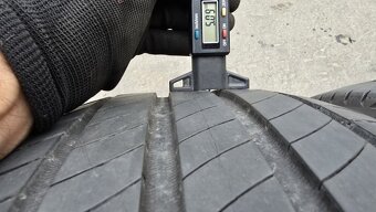 Letní pneu 215/55/17 Michelin - 4