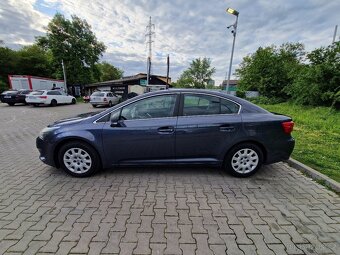 Toyota Avensis 1.6 Valvematic benzín, 2012 - 4