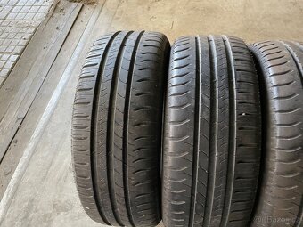 prodám letní pneumatiky 205/55/16 Michelin celá sada - 4