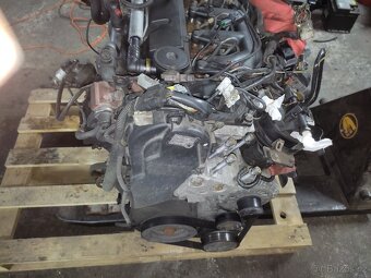 NASTROJENÝ MOTOR PEUGEOT CITROEN 2.0 HDI RHR 100kw - 4