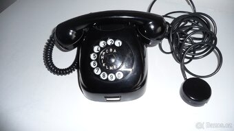 Starý telefon Tesla T65S - 4