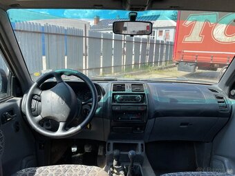 Nissan Terrano II 2.7Tdi - 4