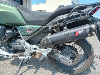 Moto Guzzi V85TT - 4