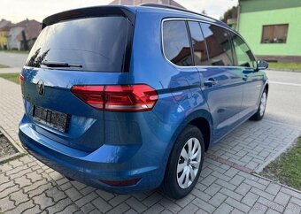 Volkswagen Touran 1.5 TSI DSG 7MÍST benzín automat 110 kw - 4