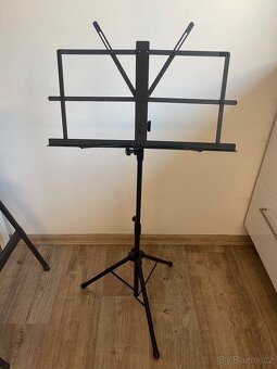Příslušenství k violoncellu (smyčec, stojan) - 4