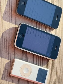 Iphone 3Gs + Iphone 4 32GB + ipod nano 2GB - 4