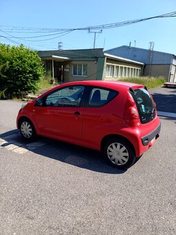 Peugeot 107 - 4