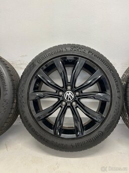 R18 T-Roc R-line GRANGE HILL 215/50 - 4