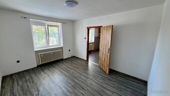 Pronájem bytu 1+1 29 m² se zahradou, Plzeň, bez provize - 4