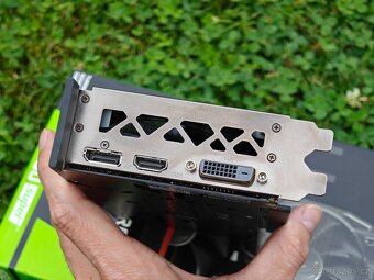 EVGA grafická karta Nvidia 1660 Super 6GB - 4