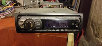 Sony cdx - gt616u USB,AUX ,CD - 4
