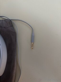 Beats drátová sluchátka - 4